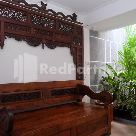 Hotel Ndliman House Near Ugm Jogja Mitra Reddoorz Kejayan Exterior foto