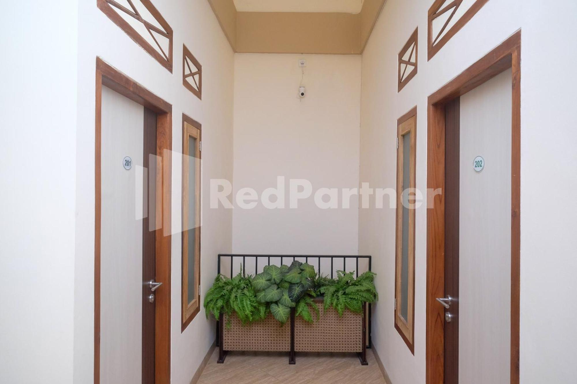 Hotel Ndliman House Near Ugm Jogja Mitra Reddoorz Kejayan Exterior foto
