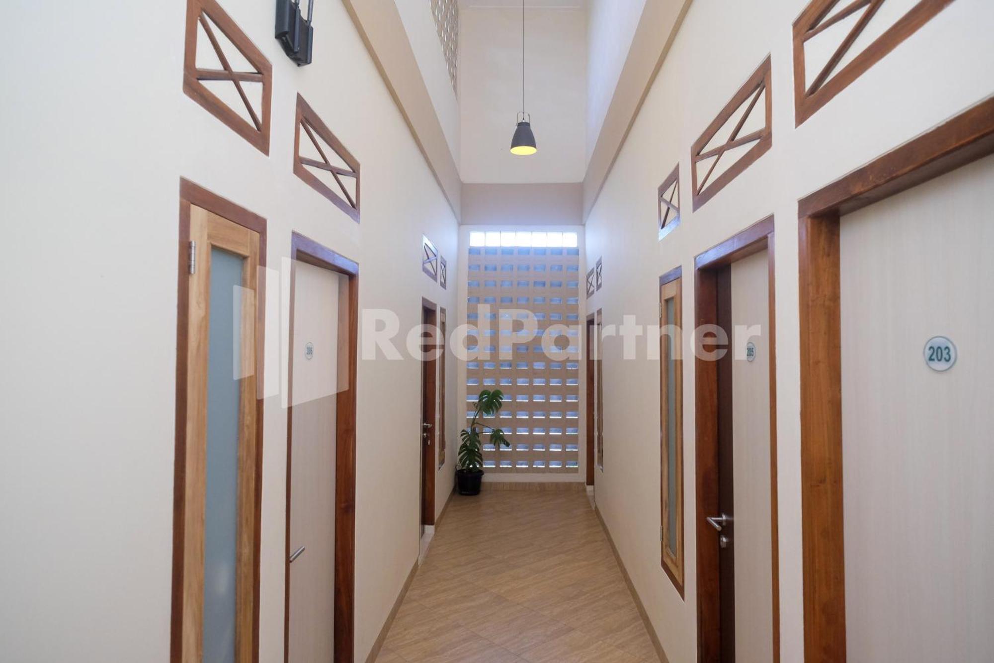 Hotel Ndliman House Near Ugm Jogja Mitra Reddoorz Kejayan Exterior foto